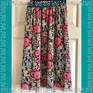 NWT LLR 2x Floral/ Roses 🌹 Lola